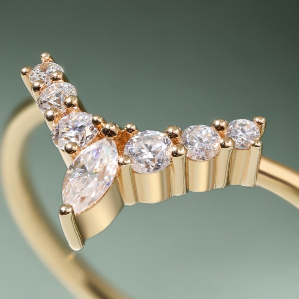 3 pieces Oval Cut Moissanite Engagement Ring Set (5)