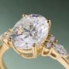 3CT Oval Cut Moissanite Classic Cluster Bridal Ring Set (2)
