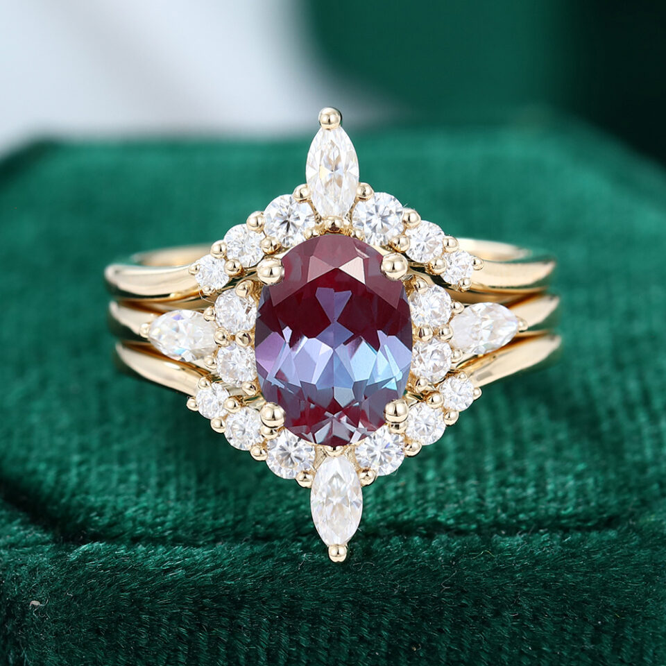 MOLLYJEWELRY 3pcs Gold Oval Alexandrite Engagement Ring Set