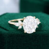MOLLYJEWELRY Gold Moissanite Engagement Ring