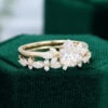 MOLLYJEWELRY Gold Pear shaped Moissanite Wedding Set