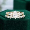 MOLLYJEWELRY Gold Pear shaped Moissanite Wedding Set