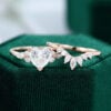 MOLLYJEWELRY Rose Gold Heart cut Moissanite Engagement Ring Set