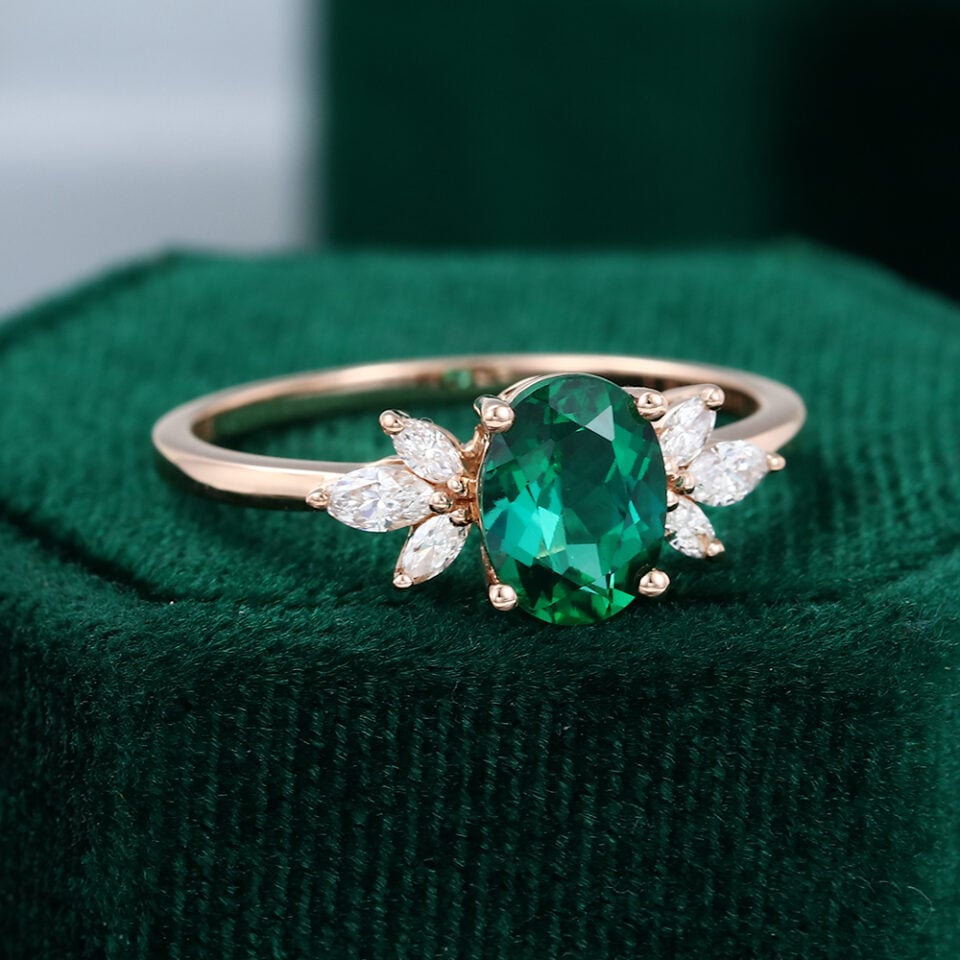 MOLLYJEWELRY Rose Gold Lab Emerald Engagement Ring