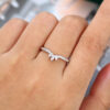 MOLLYJEWELRY White Gold Floral vintage Curved Wedding Band