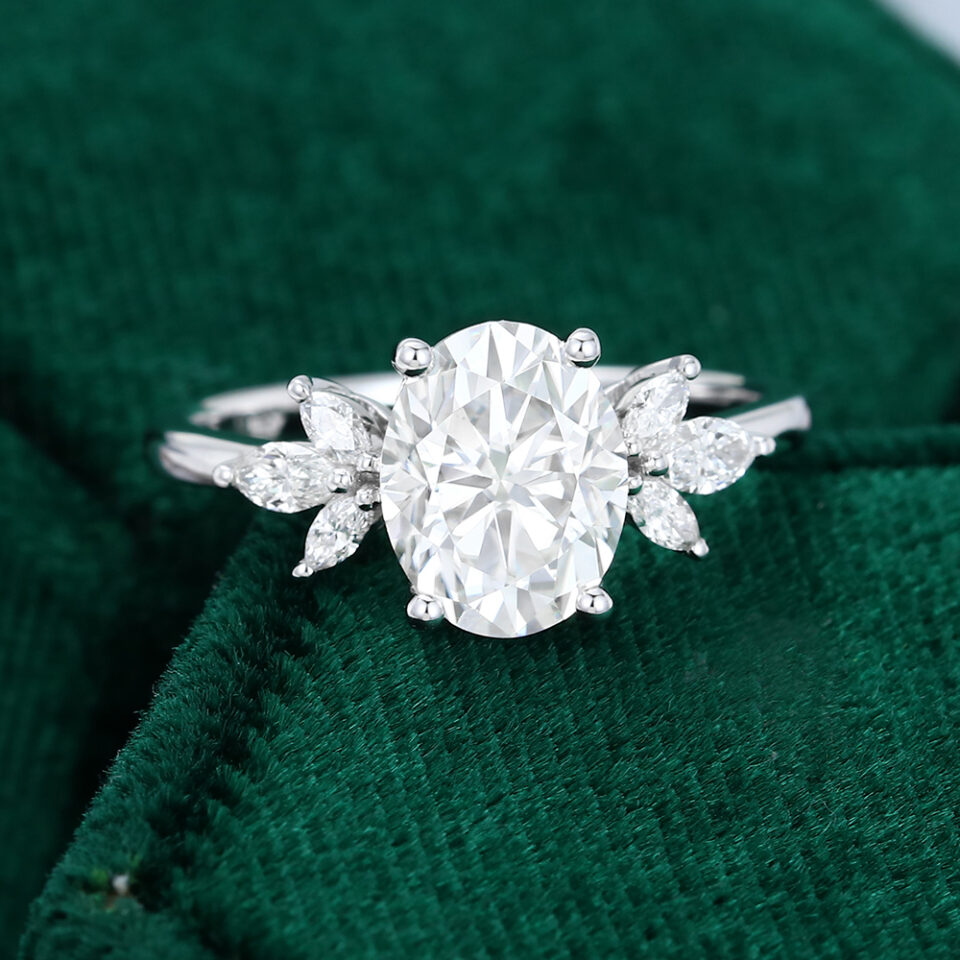 MOLLYJEWELRY White Gold Moissanite Engagement Ring