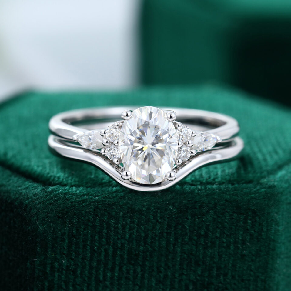 Oval Cut Moissanite Bridal Ring Set In White Gold