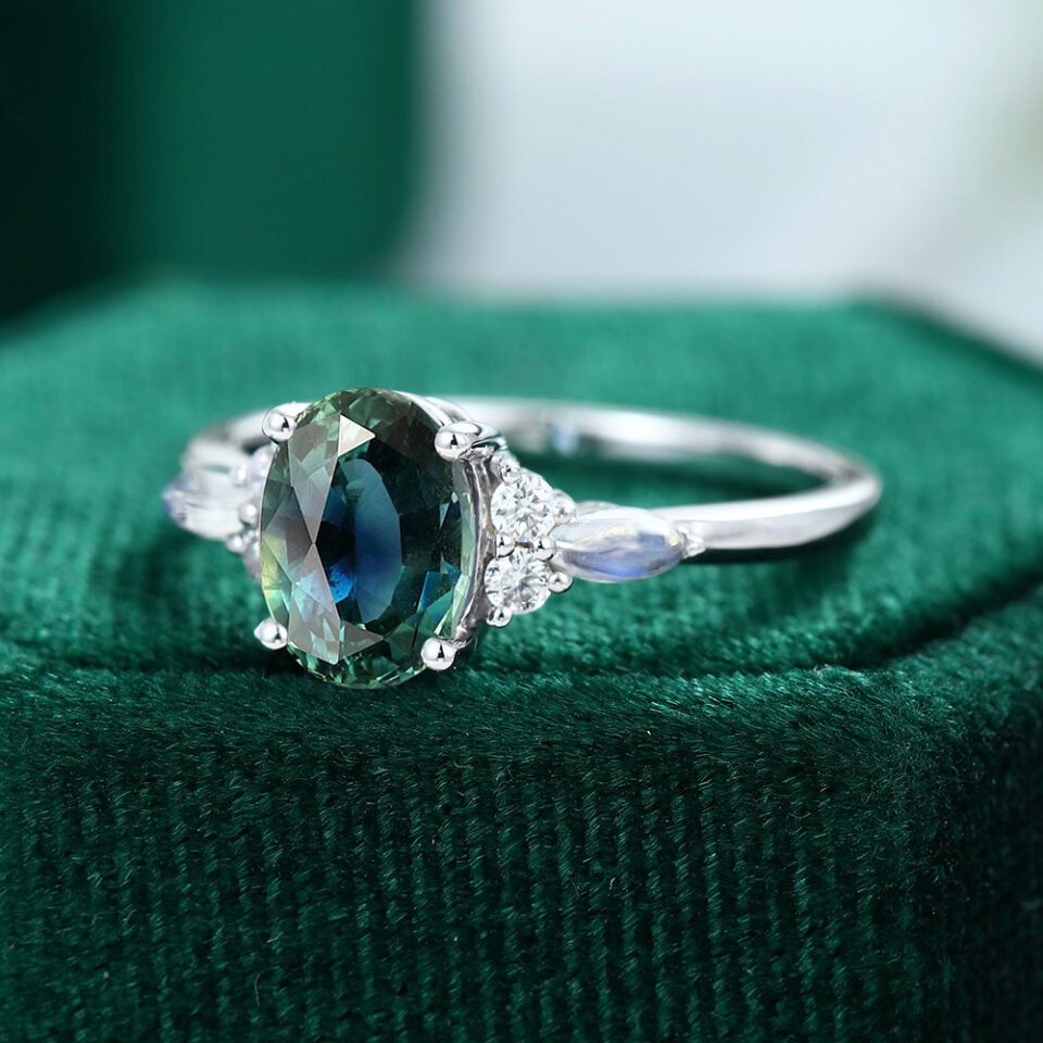 MOLLYJEWELRY White gold Green Blue Sapphire Engagement Ring