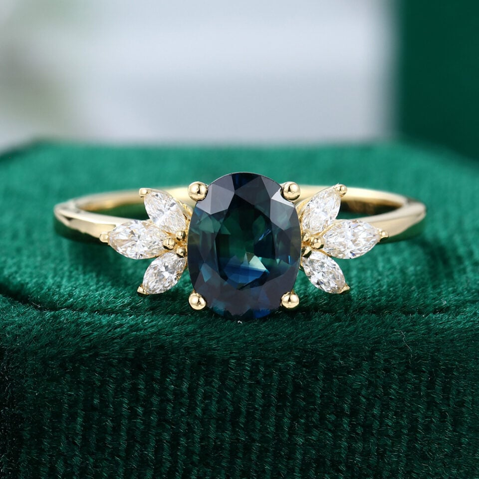 MOLLYJEWELRY Yellow Gold Oval Green Blue Sapphire Engagement Ring