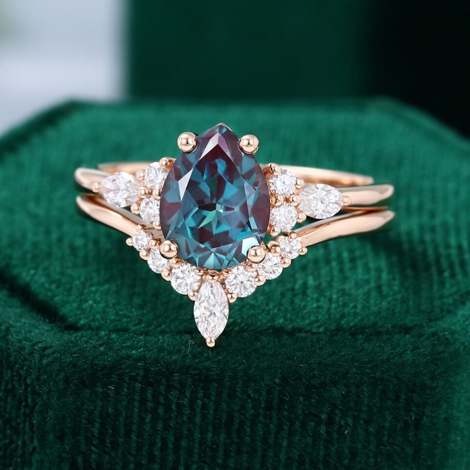 MOLLYJEWELRYUS Alexandrite Rose Gold Engagement Rings Set