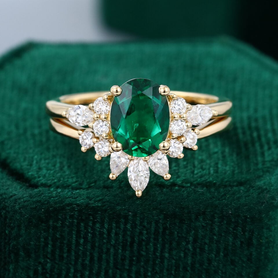 Vintage Oval Cut Lab Emerald Engagement Ring Set In Yellow Gold