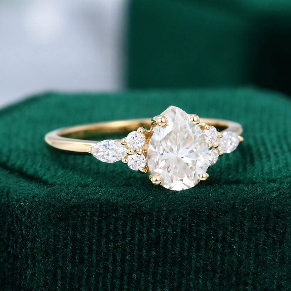 MOLLYJEWELRYUS Moissanite Gold Engagement Ring