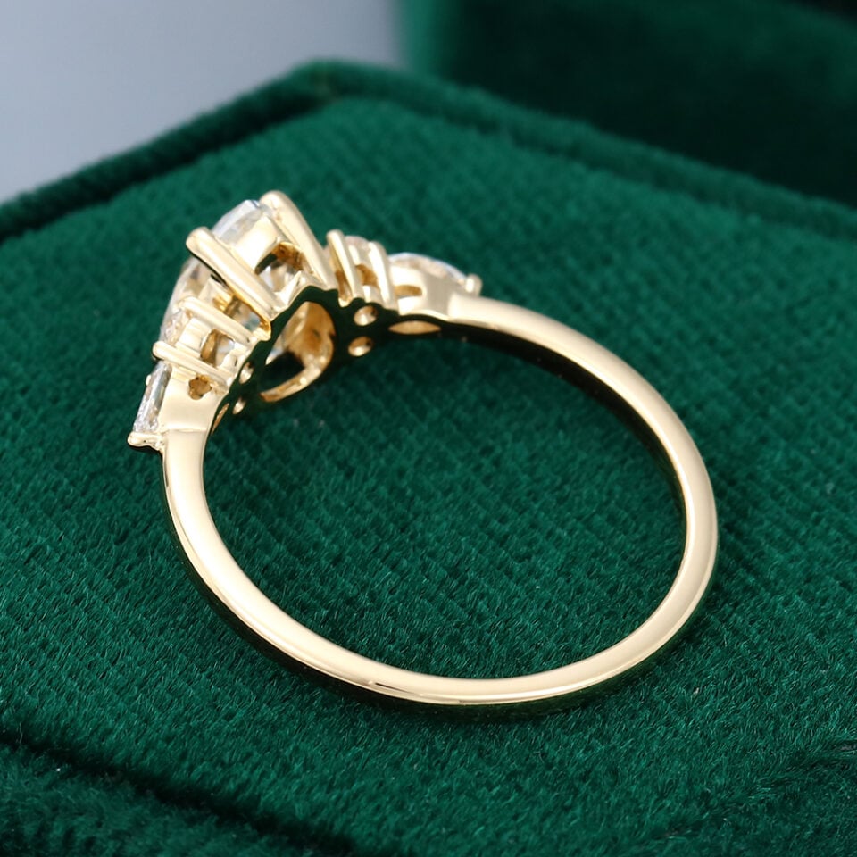 MOLLYJEWELRYUS Moissanite Gold Engagement Ring