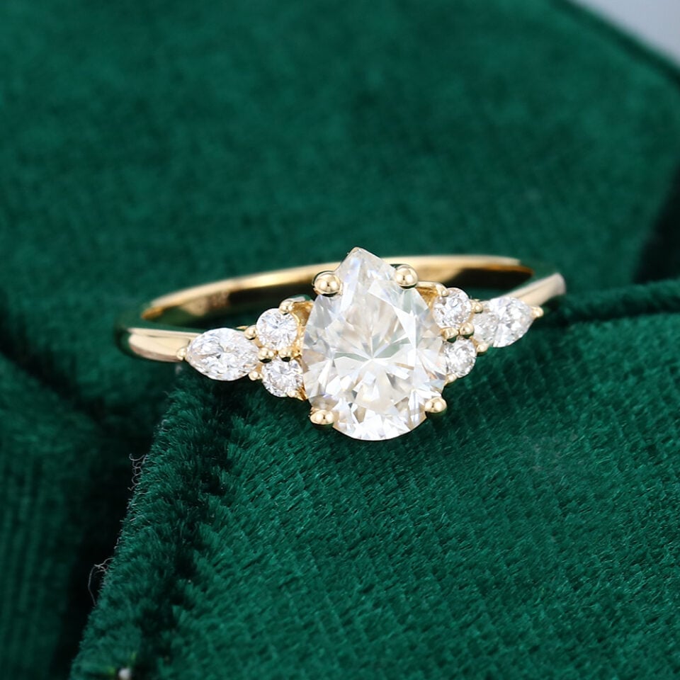 MOLLYJEWELRYUS Moissanite Gold Engagement Ring