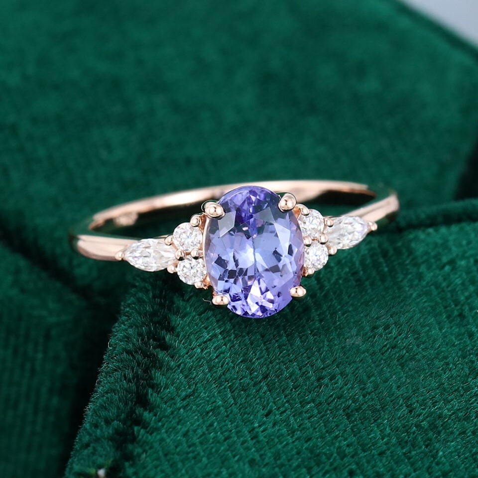 MOLLYJEWELRYUS Tanzanite Gold Engagement Ring