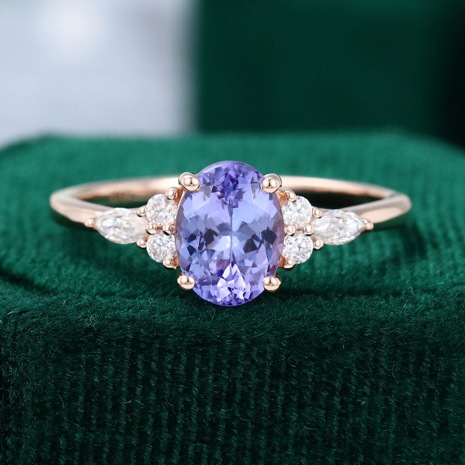 MOLLYJEWELRYUS Tanzanite Gold Engagement Ring