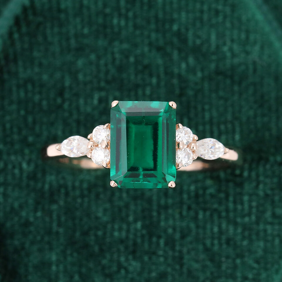 MollyjewelryUS Emerald cut Emerald Engagement Ring