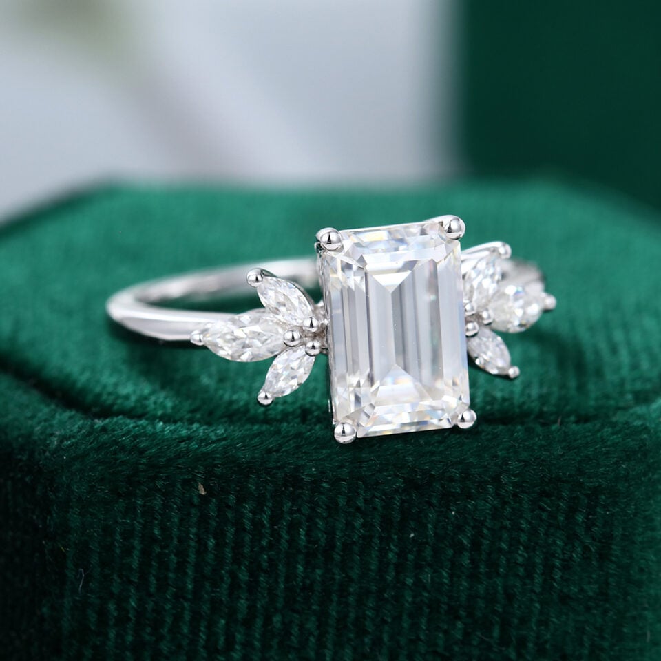 MollyjewelryUS Moissanite Emerald Cut Engagement Ring