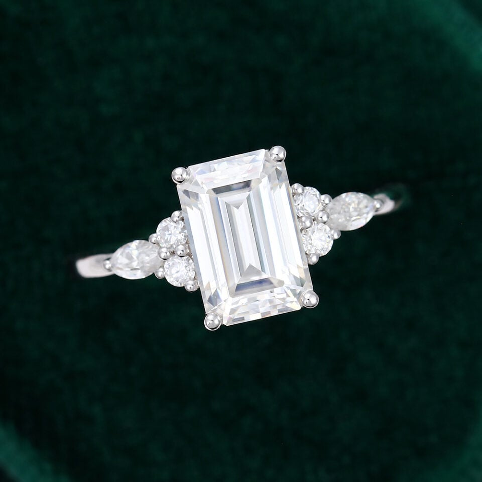 MollyjewelryUS Moissanite Emerald Cut Engagement Ring