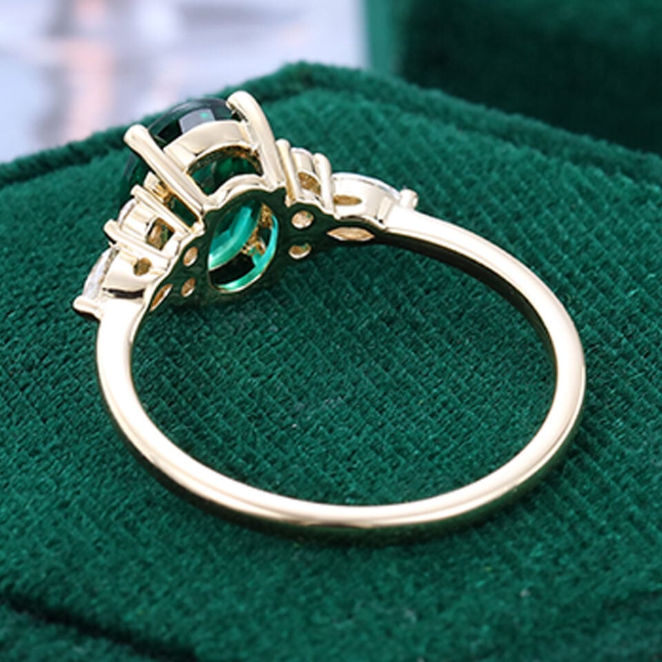 Oval Cut Emerald & Diamond Classic Cluster Engagement Ring (5)