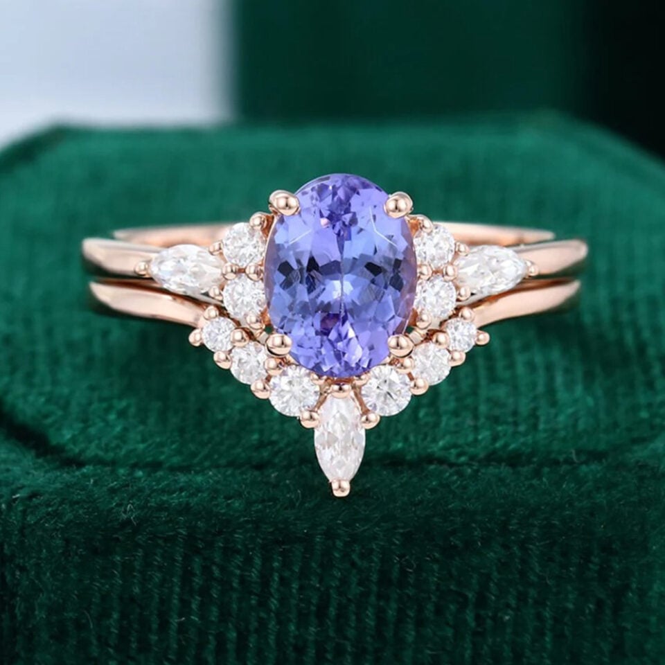 Oval Cut Tanzanite Engagement Ring Set
