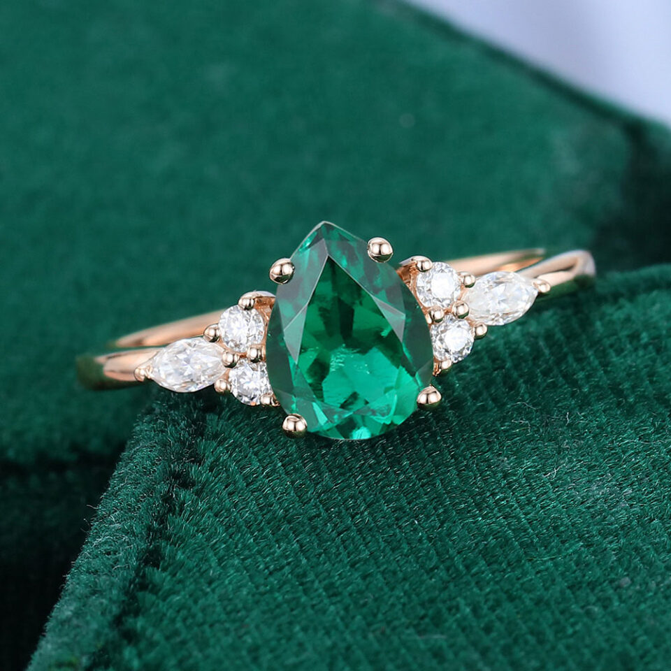 Pear Cut Emerald Engagement Ring Classic Side Stone Ring (8)