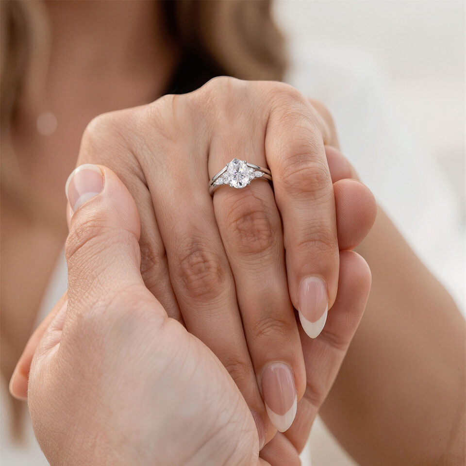 White gold 2ct oval cut moissanite engagement ring set