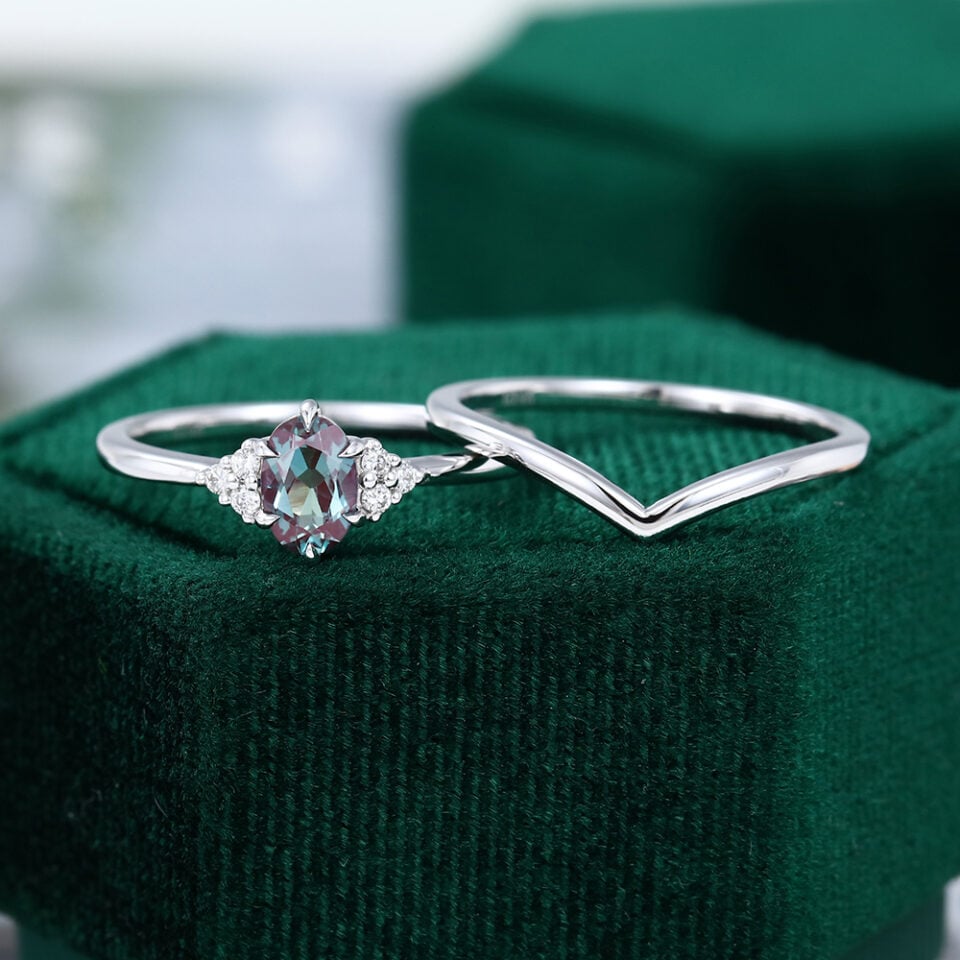 2PCS Dainty Oval Cut Alexandrite Silver Ring Set Promise Gift for Her