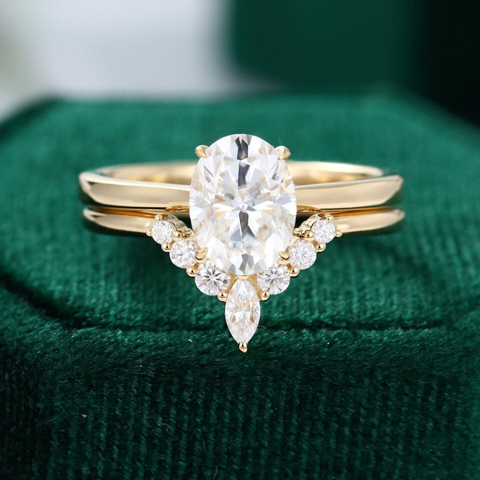 Minimalist Oval Cut Moissanite Solitaire Engagement Ring Set