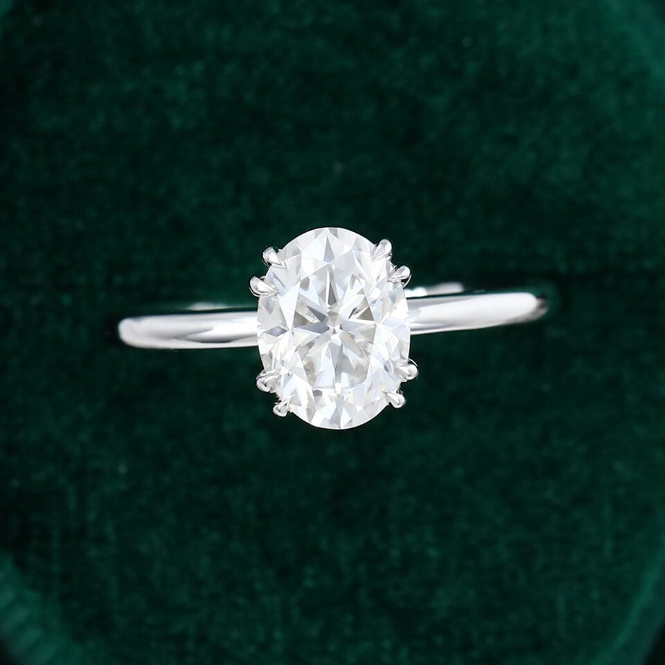 MOLLYJEWELRY Oval Moissanite White Gold Double Claw Engagement Ring