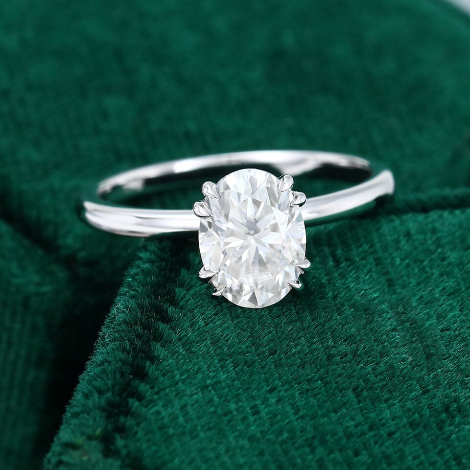 MOLLYJEWELRY Oval Moissanite White Gold Double Claw Engagement Ring