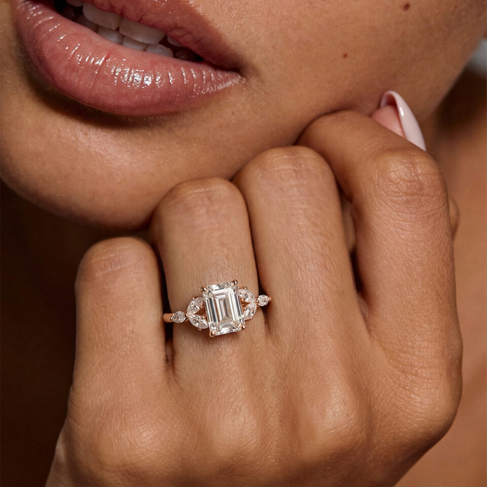 Emerald Cut Moissanite Engagement Ring Marquise Sidestones Ring (1)