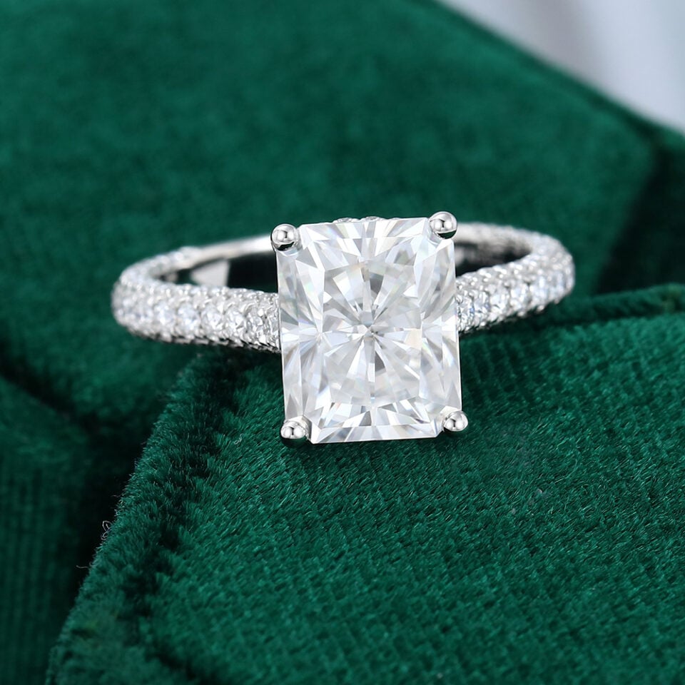 MollyJewelryUS Radiant Cut Moissanite Engagement ring White Gold