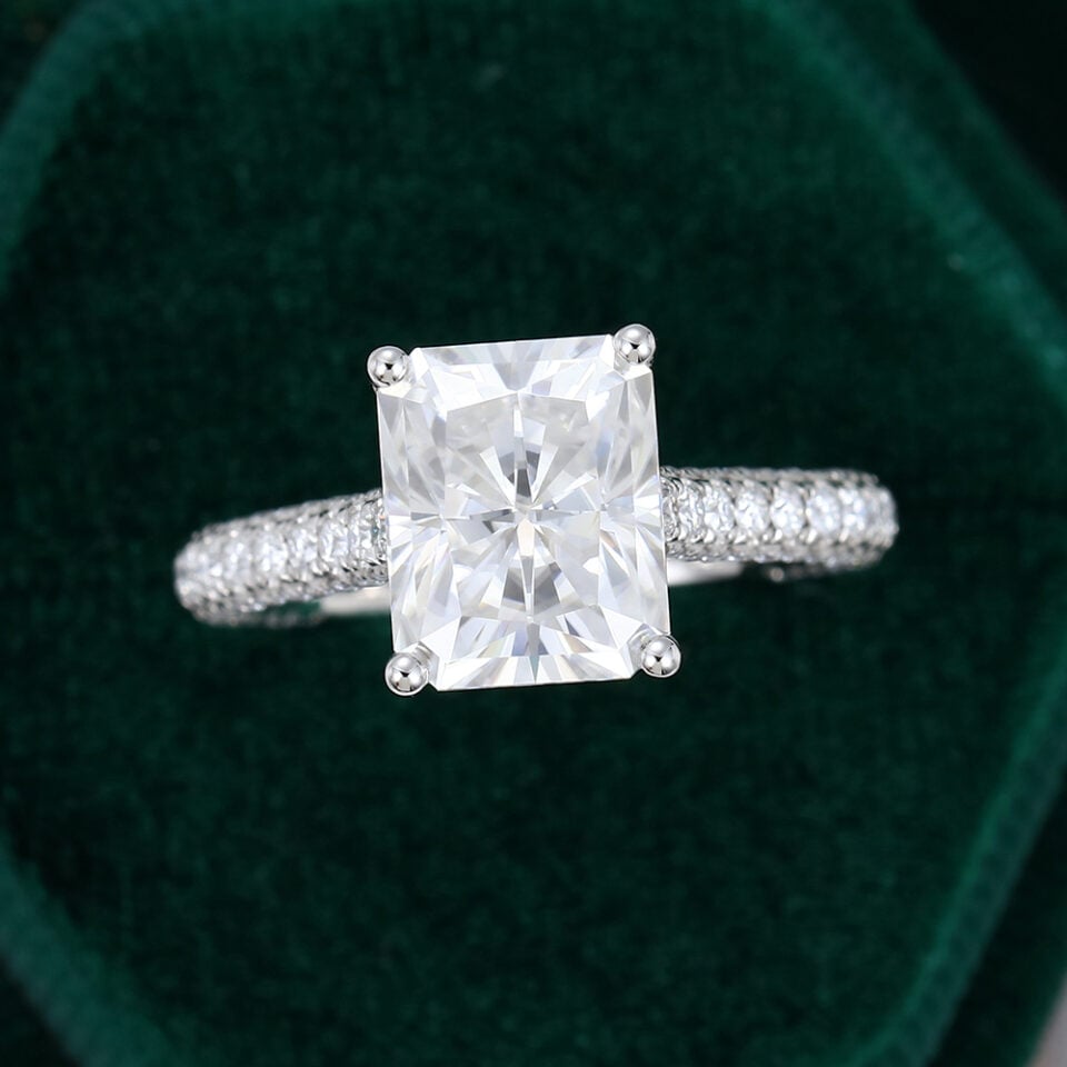 MollyJewelryUS Radiant Cut Moissanite Engagement ring White Gold