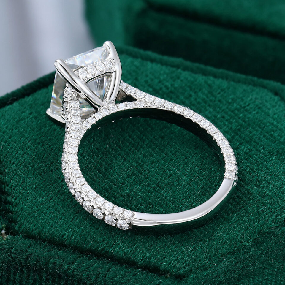 MollyJewelryUS Cathedral Setting Radiant Cut Moissanite Engagement ring White Gold
