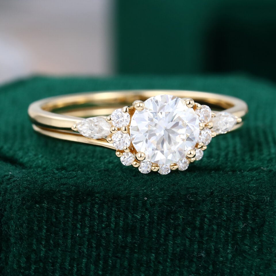 MollyJewelryUS Round cut 14k Yellow Gold Moissanite Ring Sets