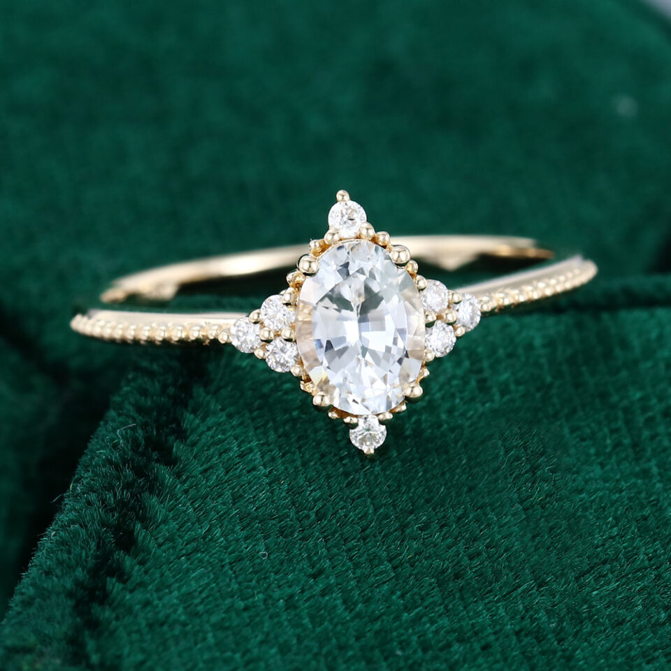 MollyJewelryUS Vintage Yellow Gold Oval Cut 5x7mm White Sapphire Engagement ring