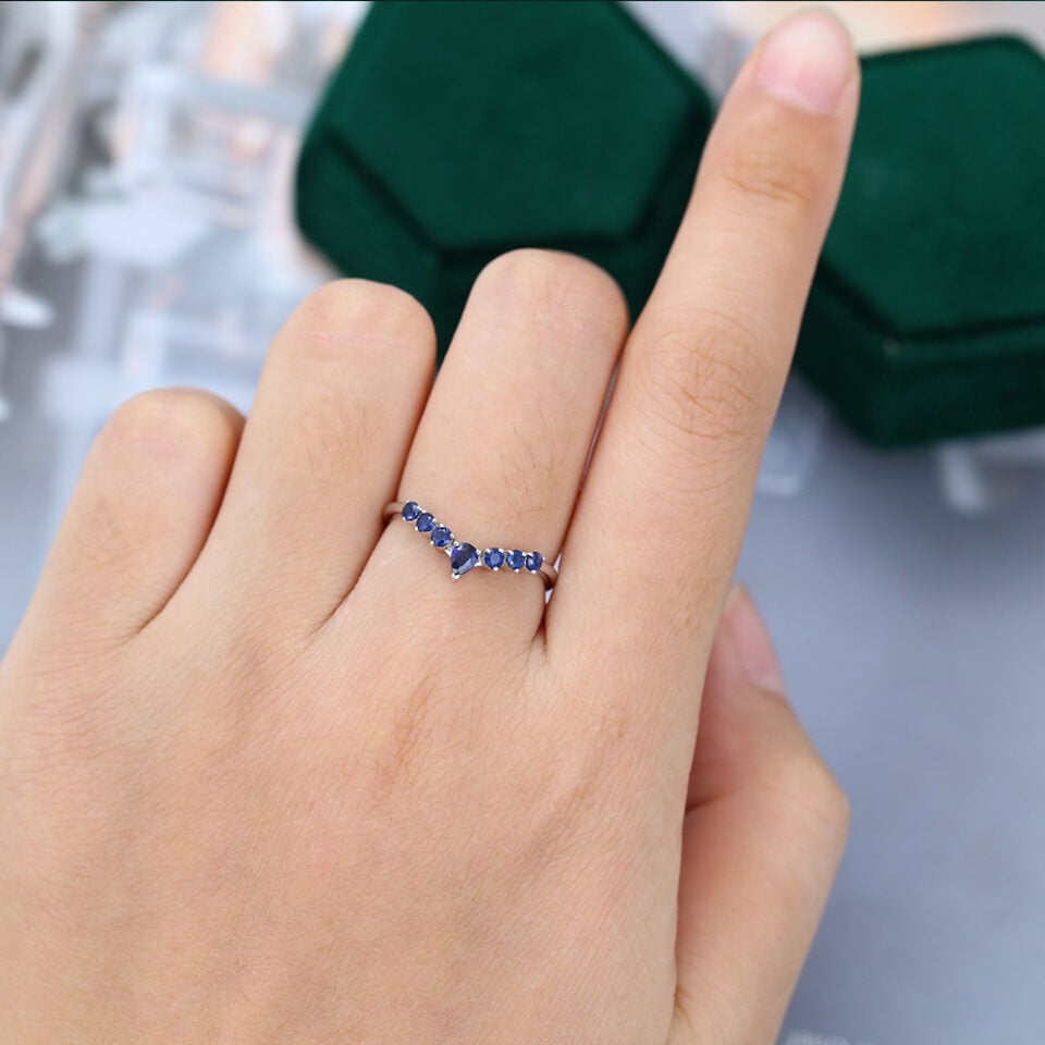 MollyJewelryUS White Gold Natural SapphireCurved Stacking Wedding Band