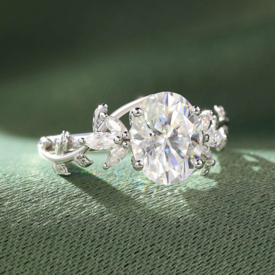 Oval Cut Moissanite Engagement Ring Marquise Accented Leaf Ring (1)