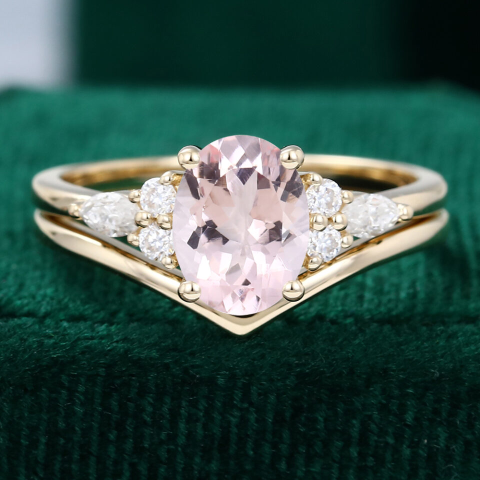 MollyJewelry Oval Cut Morganite Rose Gold Engagement Ring Set