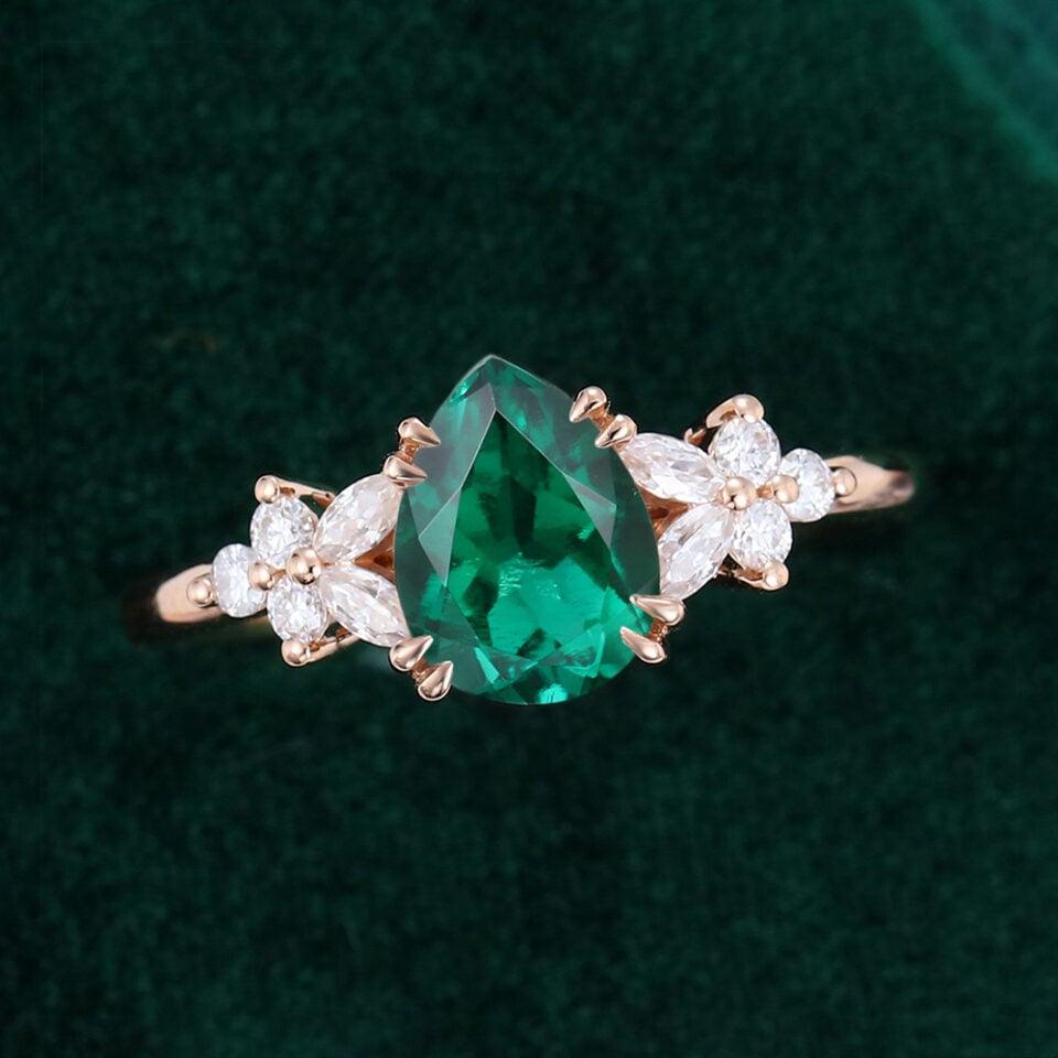 Pear Shaped Emerald & Diamond Engagement Ring with Blossom Cluster Accents (5)