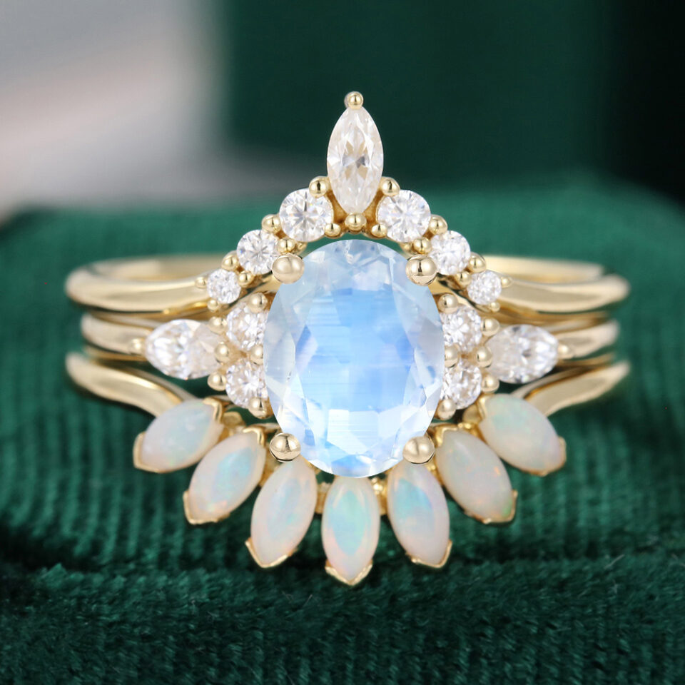 MollyJewelryUS 3PCS Oval Cut Moonstone Yellow Gold Opal Cluster Engagement Ring Set