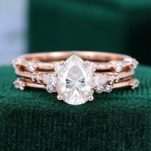 MollyJewelryUS 3PCS Pear Shaped Moissanite Rose Gold Diamond Engagement Ring Set