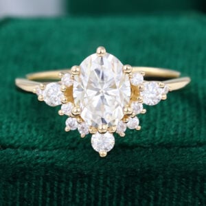 MollyJewelryUS Oval Cut Moissanite Yellow Gold Cluster Engagement Ring