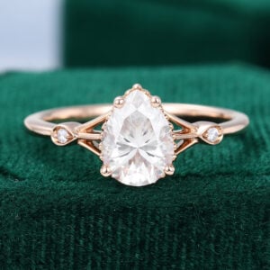 MollyJewelryUS 14k Rose Gold 1 Carat Pear Shaped Moissanite Three Stone Engagement Ring