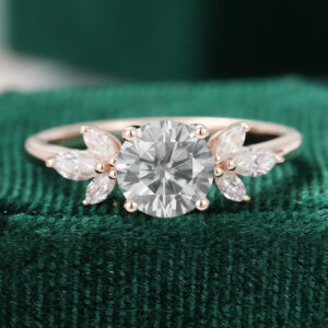MollyJewelryUS 14K Rose Gold 1 Carat Round Cut Gray Moissanite Engagement Ring