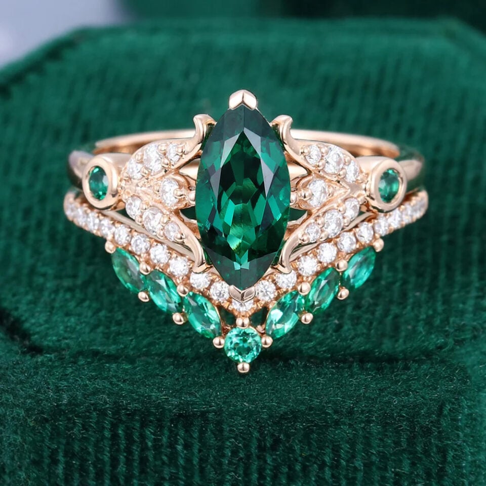 2PCS Vintage Emerald And Moissanite Wedding Ring Set Art Deco Bridal Ring Set