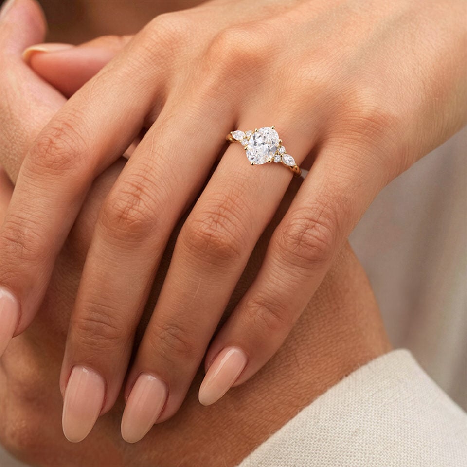1.5CT Oval Cut Lab Diamond Twisted Band Engagement Ring (3)