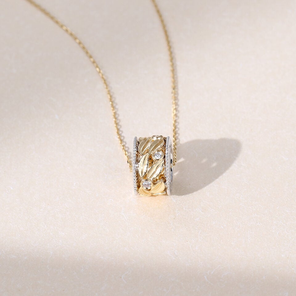 1418K Yellow Gold Mixed Diamond Circle Pendant Unique Necklace for Women (3)