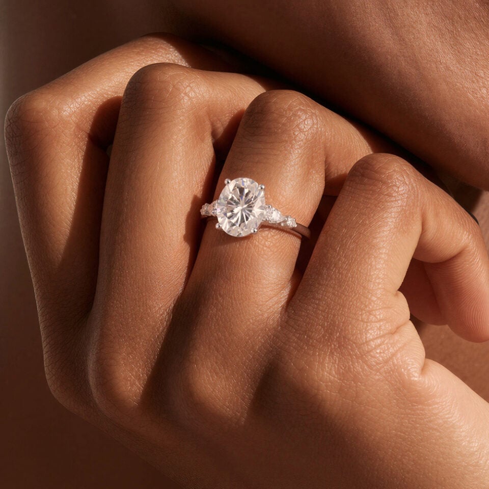 3 Carat Oval Cut Moissanite Engagement Ring With Trio Side Stones (1)